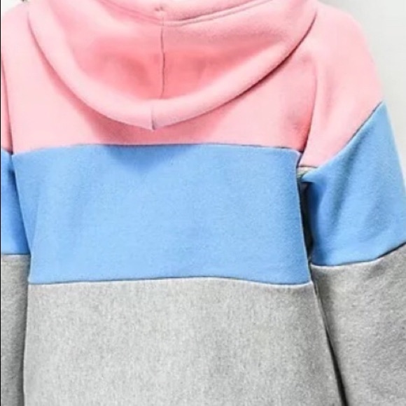 LAST 1**Champion Cropped Hoodie - Picture 2 of 3